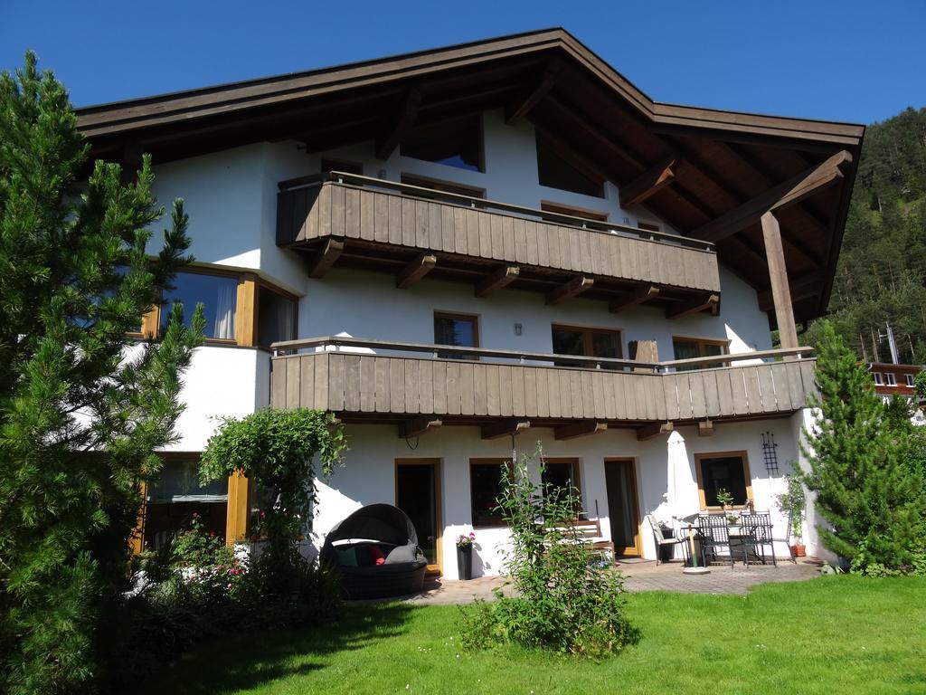 Appartementhaus St. Martin Seefeld no Tirol Quarto foto